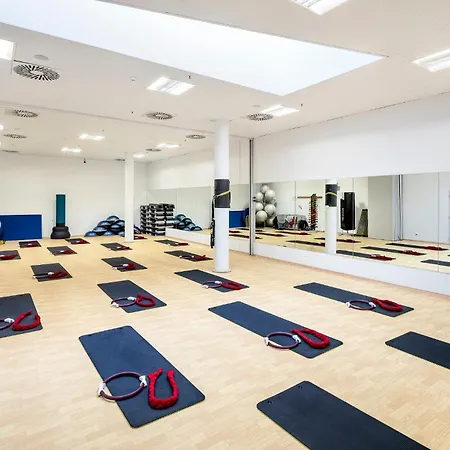 Aquapalace Prague Otel 4*