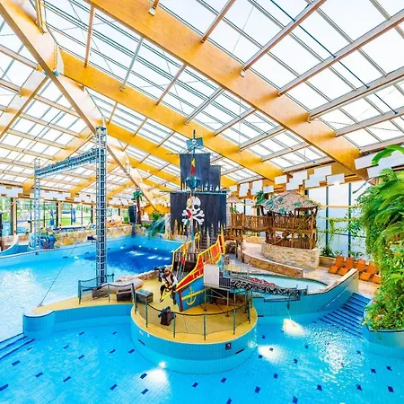 Aquapalace Prague 4*