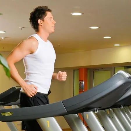 Aquapalace Prague Hotell 4*