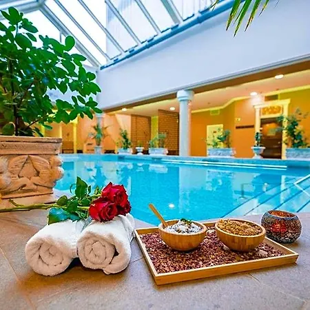 Aquapalace Prague 4*
