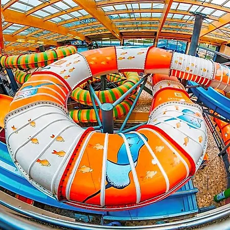 Aquapalace Prague 4*