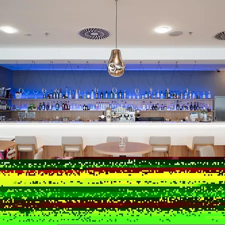 Hotel Aquapalace Prague 4*