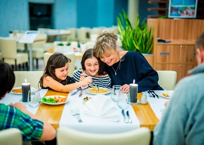 Hotel Aquapalace Prague 4*